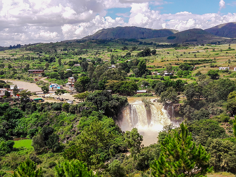 L’OUEST INTEMPOREL: BAOBABS DE MORONDAVA, TSINGY DE BEMARAHA ET DUNES DE BELO SUR MER