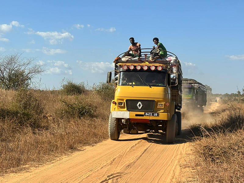 L’OUEST INTEMPOREL: BAOBABS DE MORONDAVA, TSINGY DE BEMARAHA ET DUNES DE BELO SUR MER